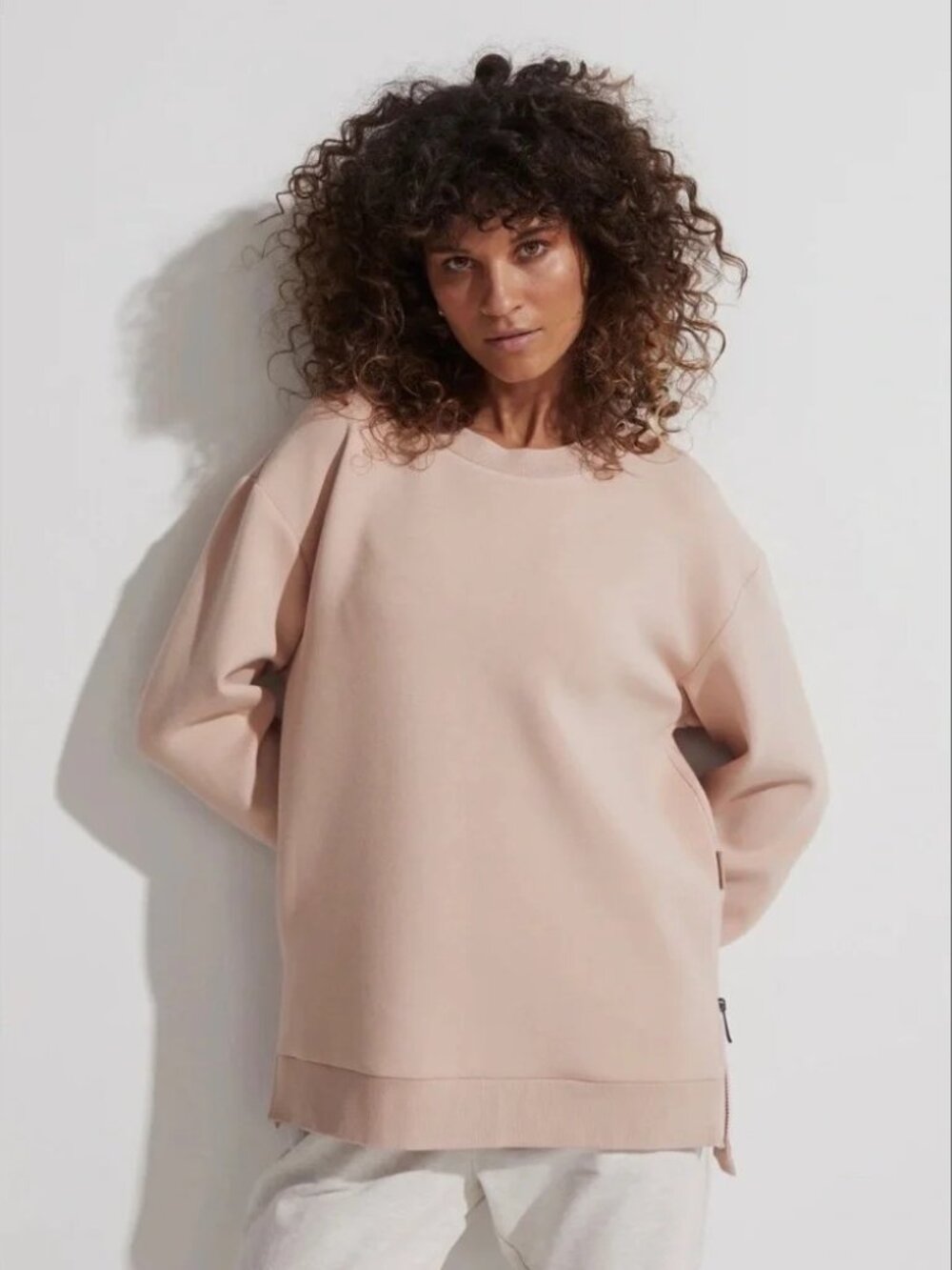 VARLEY Charter Sweatshirt Pullover High Low Rose Dust Blush Double Soft Medium